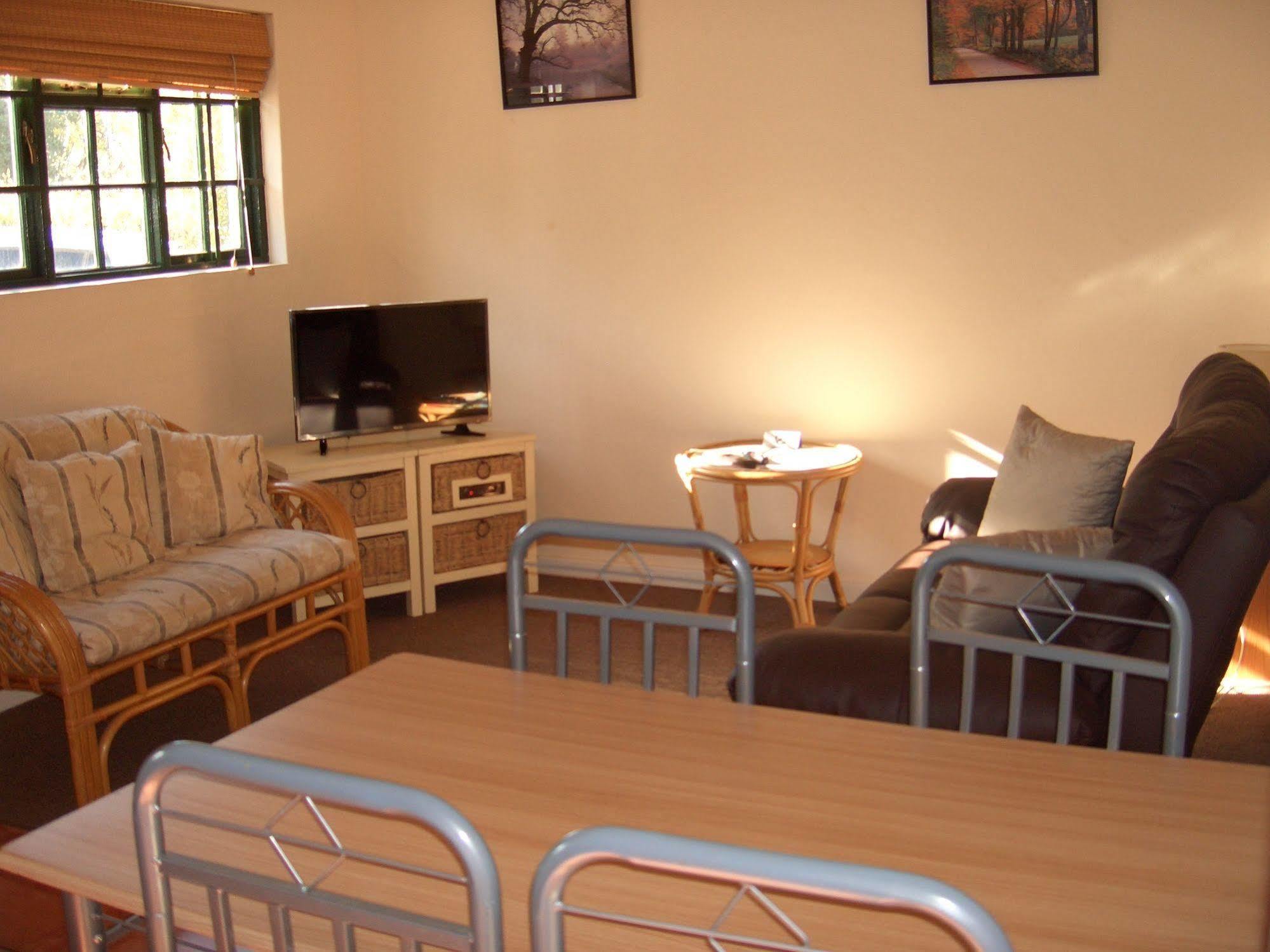 Koo Karoo Guest Lodge And Self Catering Montagu Eksteriør bilde